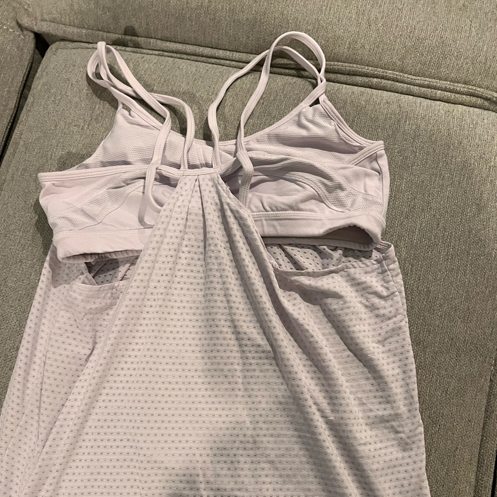 Athletes sports tank. Size 6 with built in bra